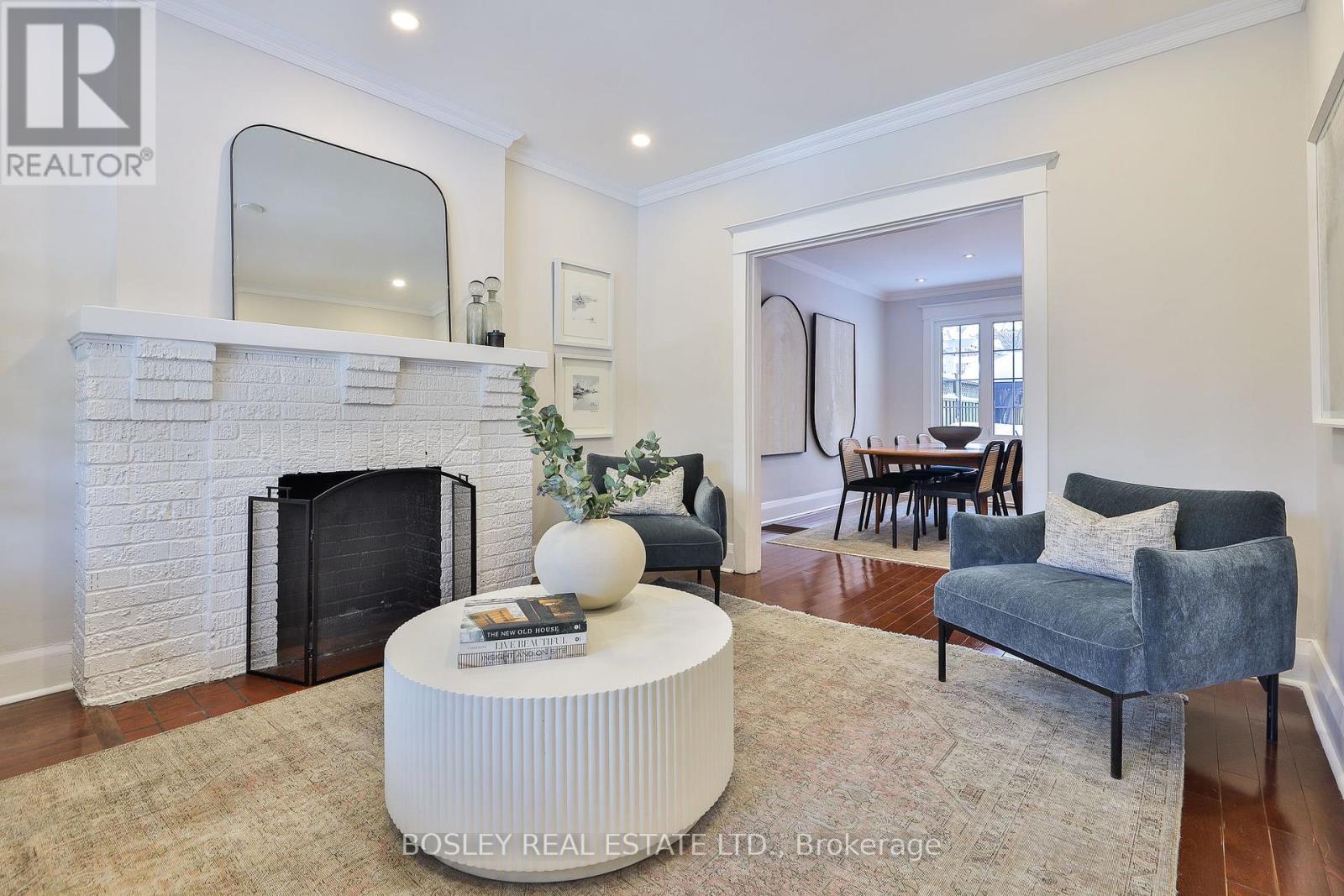 413 Beresford Avenue, Toronto, Ontario  M6S 3B6 - Photo 6 - W12753562