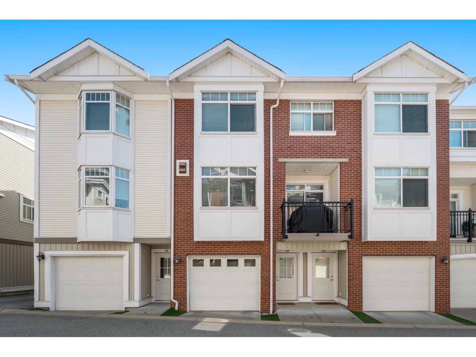 39 19551 66 AVENUE, Surrey, British Columbia