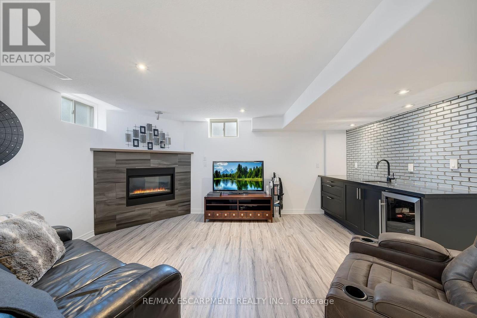 578 Fifty Road, Hamilton, Ontario  L8E 5T5 - Photo 31 - X12390147