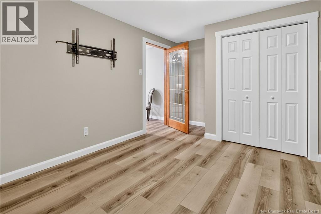 410 Glengrove Road, Moncton, New Brunswick  E1A 8C8 - Photo 33 - NB133049