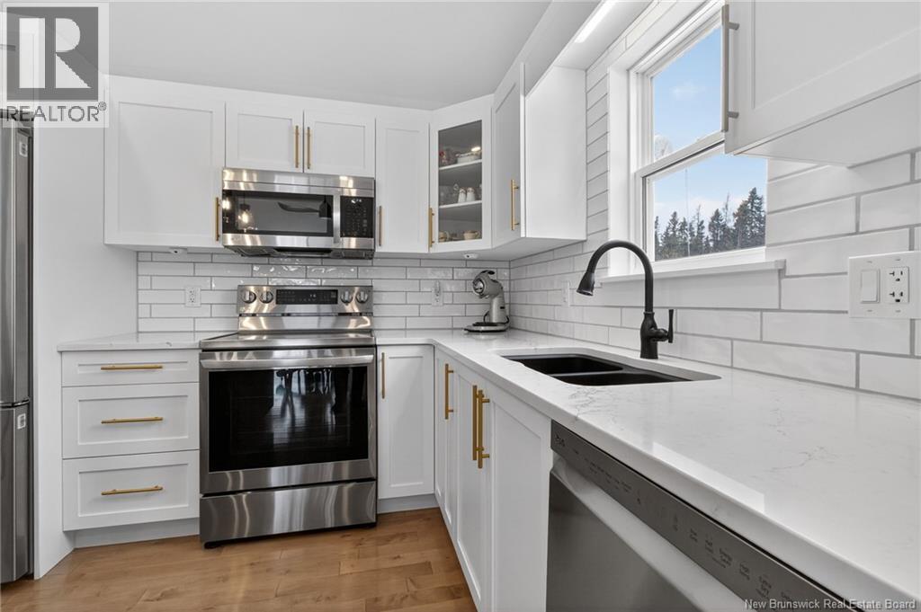 410 Glengrove Road, Moncton, New Brunswick  E1A 8C8 - Photo 9 - NB133049