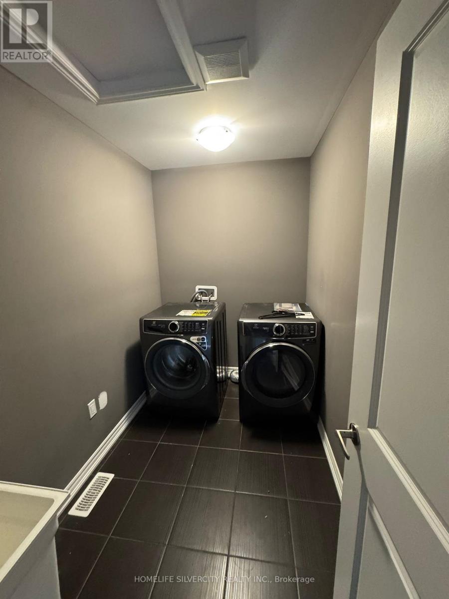 25 Mclaughlin Street, Welland, Ontario  L3B 0J9 - Photo 6 - X12753402