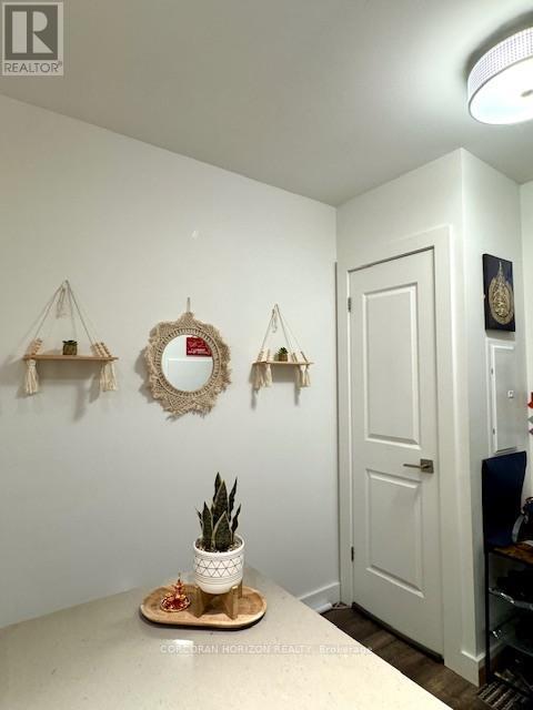 1708 - 15 Glebe Street, Cambridge, Ontario  N1S 0C3 - Photo 9 - X12753426