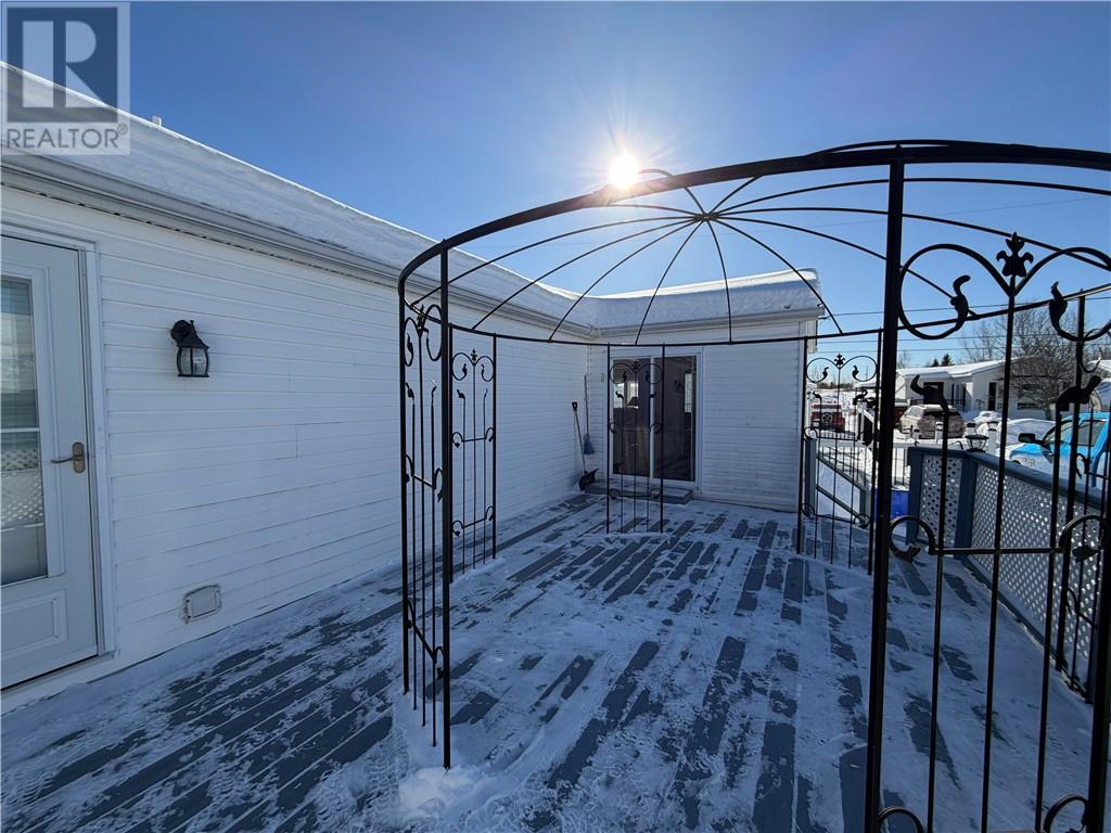 100 Corbin Avenue, Wahnapitae, Ontario   - Photo 23 - 2126278