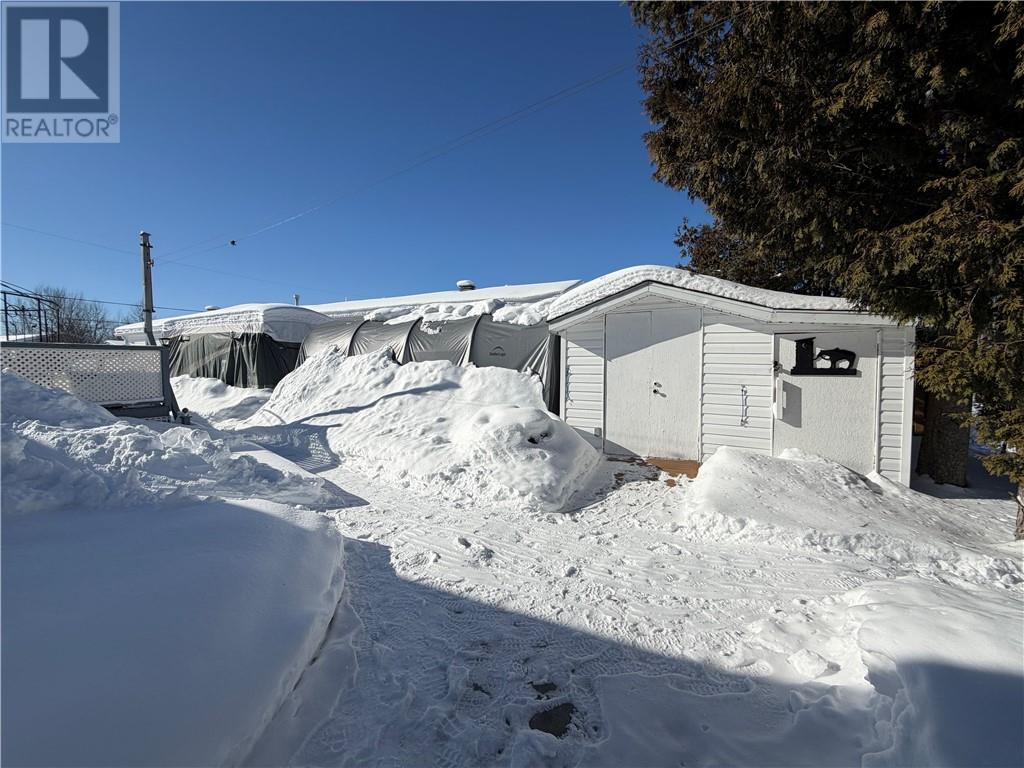 100 Corbin Avenue, Wahnapitae, Ontario   - Photo 32 - 2126278