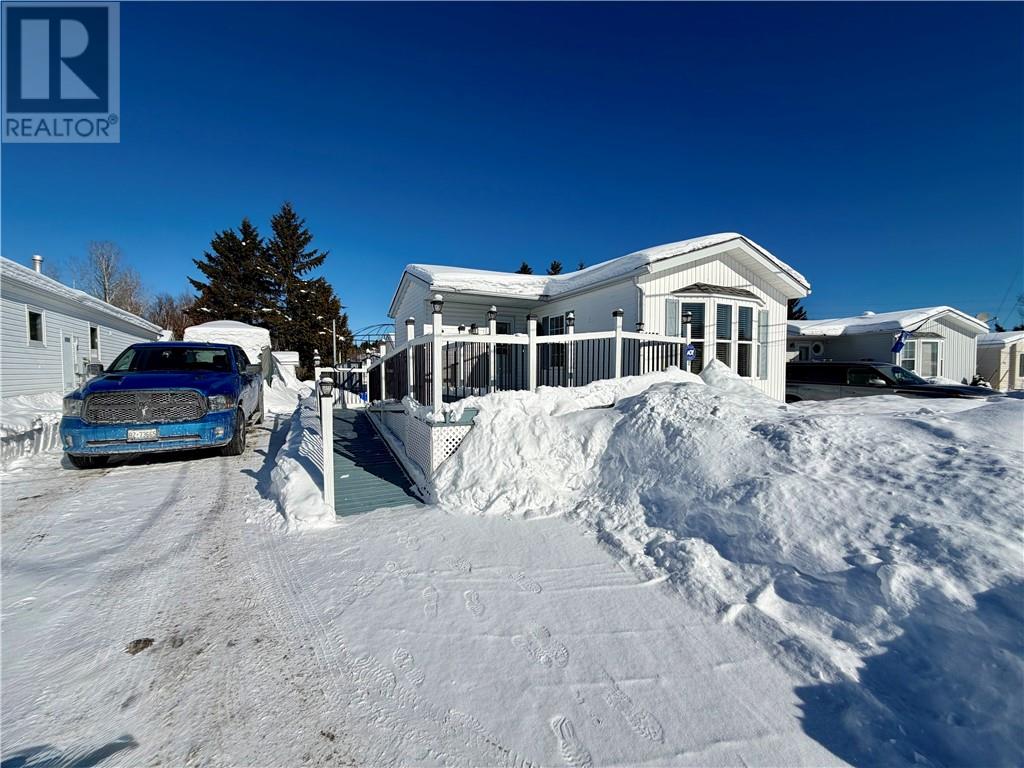 100 Corbin Avenue, Wahnapitae, Ontario   - Photo 35 - 2126278