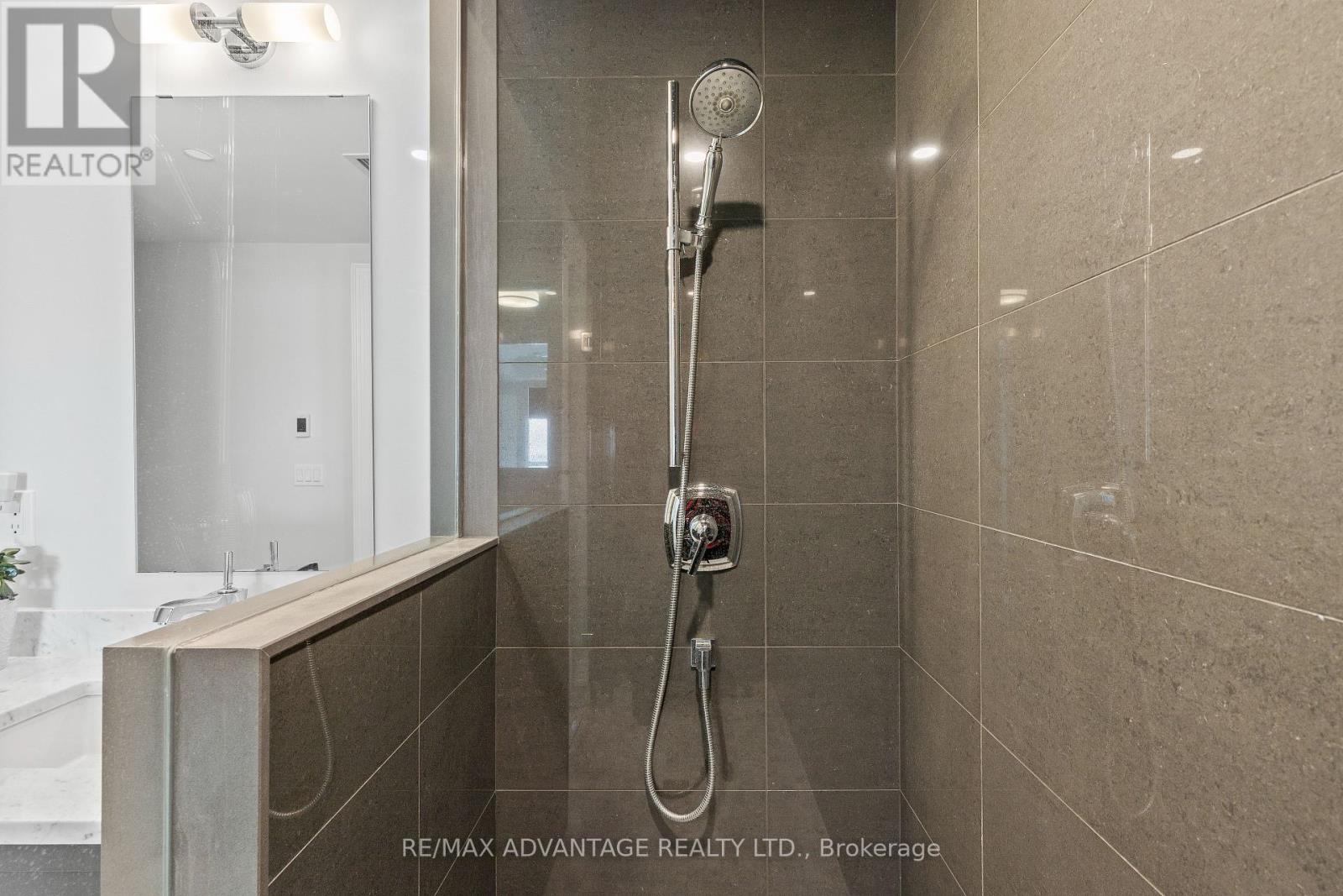 1902 - 2060 Lakeshore Road, Burlington, Ontario  L7R 0G2 - Photo 20 - W12753784