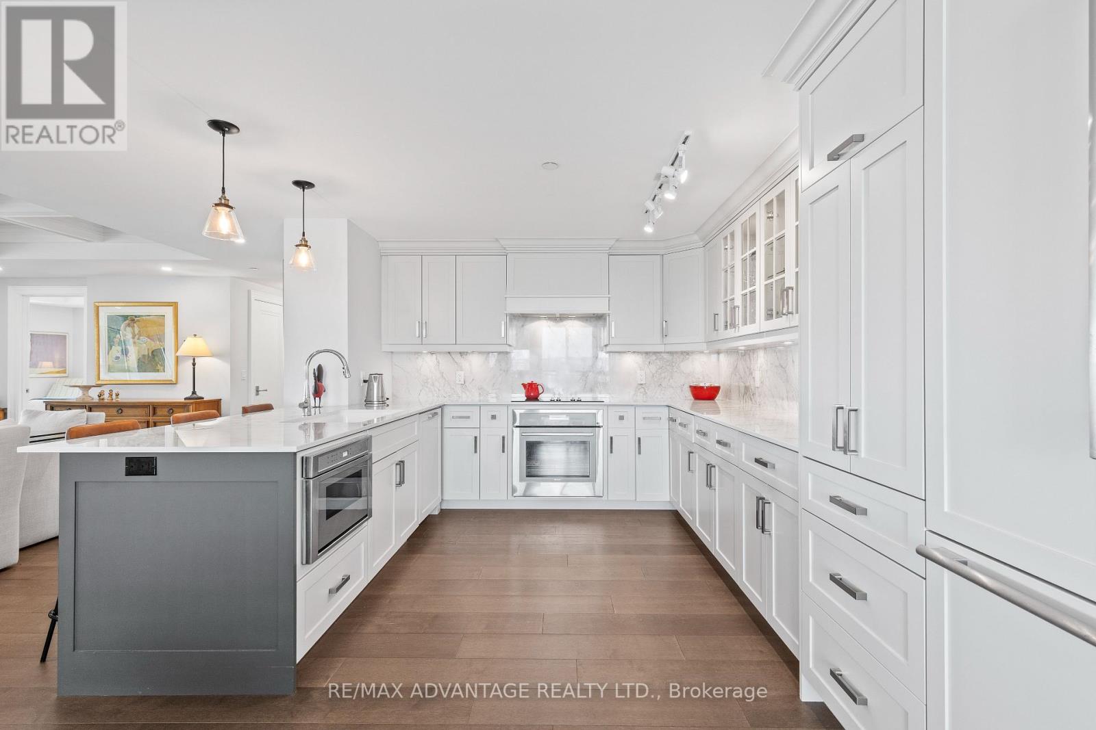 1902 - 2060 Lakeshore Road, Burlington, Ontario  L7R 0G2 - Photo 6 - W12753784