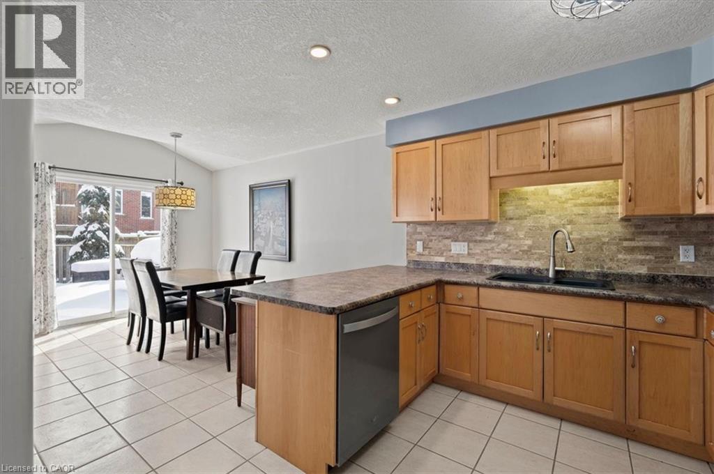 16 Darnell Road, Guelph, Ontario  N1G 5K3 - Photo 8 - 40802595