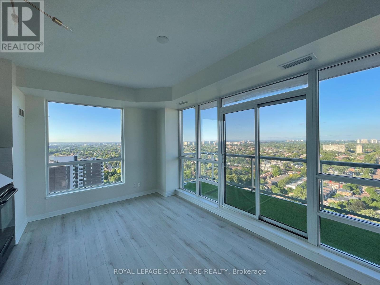 2505 - 30 Herons Hill Way, Toronto, Ontario  M2J 0A7 - Photo 10 - C12684106