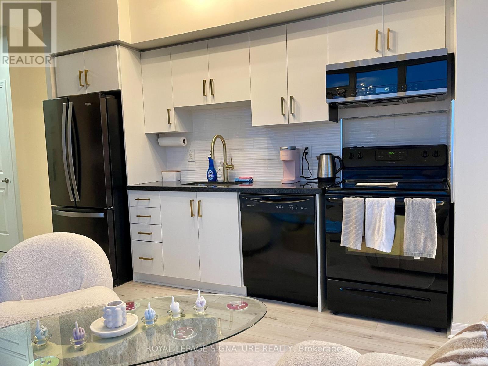 2505 - 30 Herons Hill Way, Toronto, Ontario  M2J 0A7 - Photo 24 - C12684106