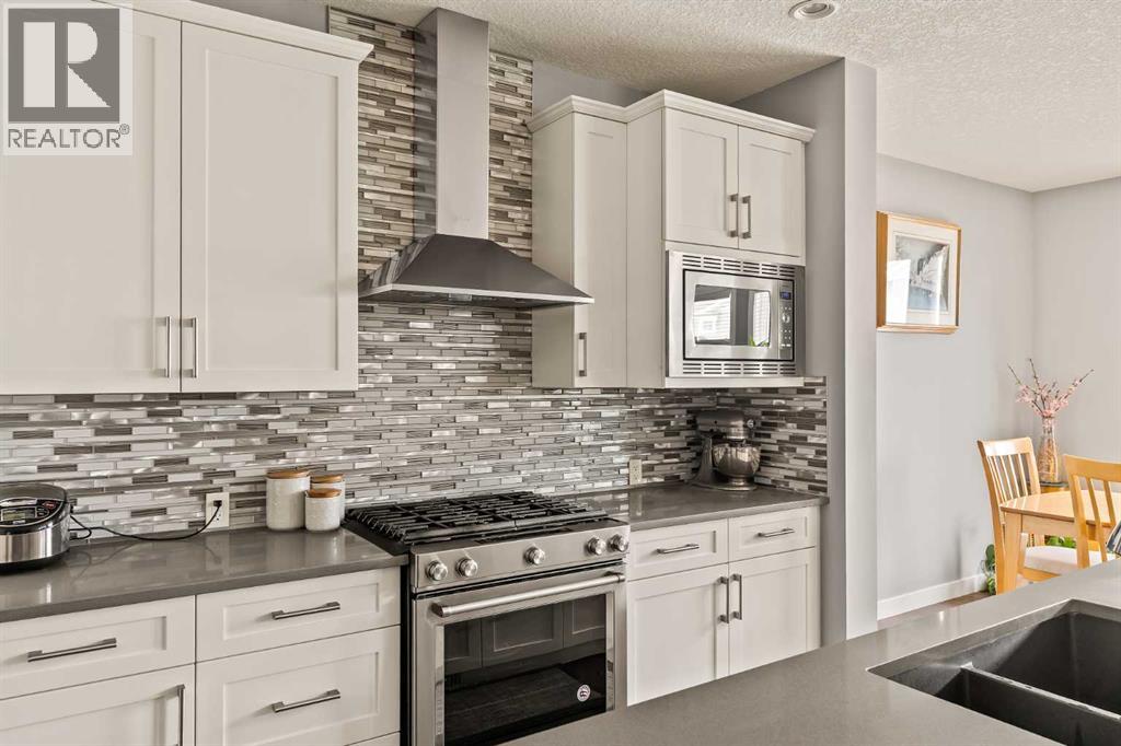 313 Evansglen Drive Nw, Calgary, Alberta  T3P 0X7 - Photo 8 - A2277909