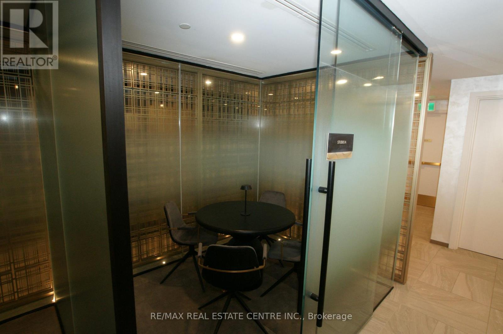 1402 - 93 Arthur St South Street, Guelph, Ontario  N1E 0S6 - Photo 28 - X12729258