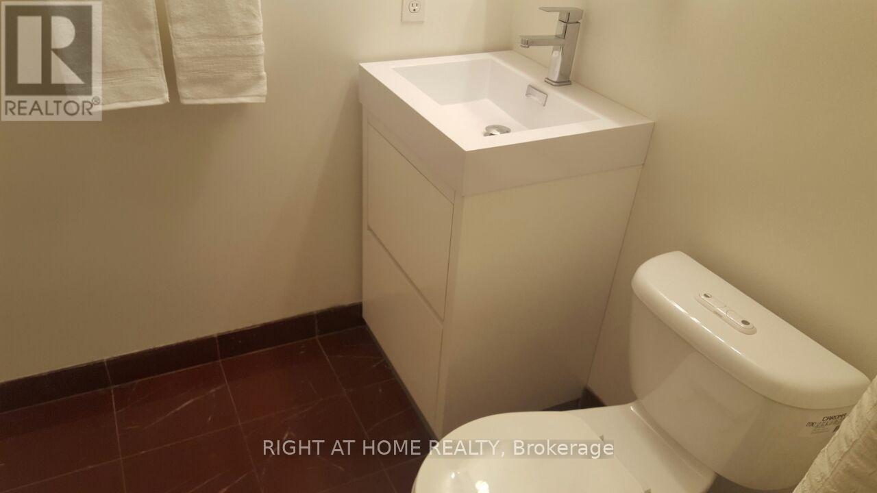 1206 - 238 Doris Avenue, Toronto (Willowdale East), Ontario  M2N 6W1 - Photo 9 - C12753244