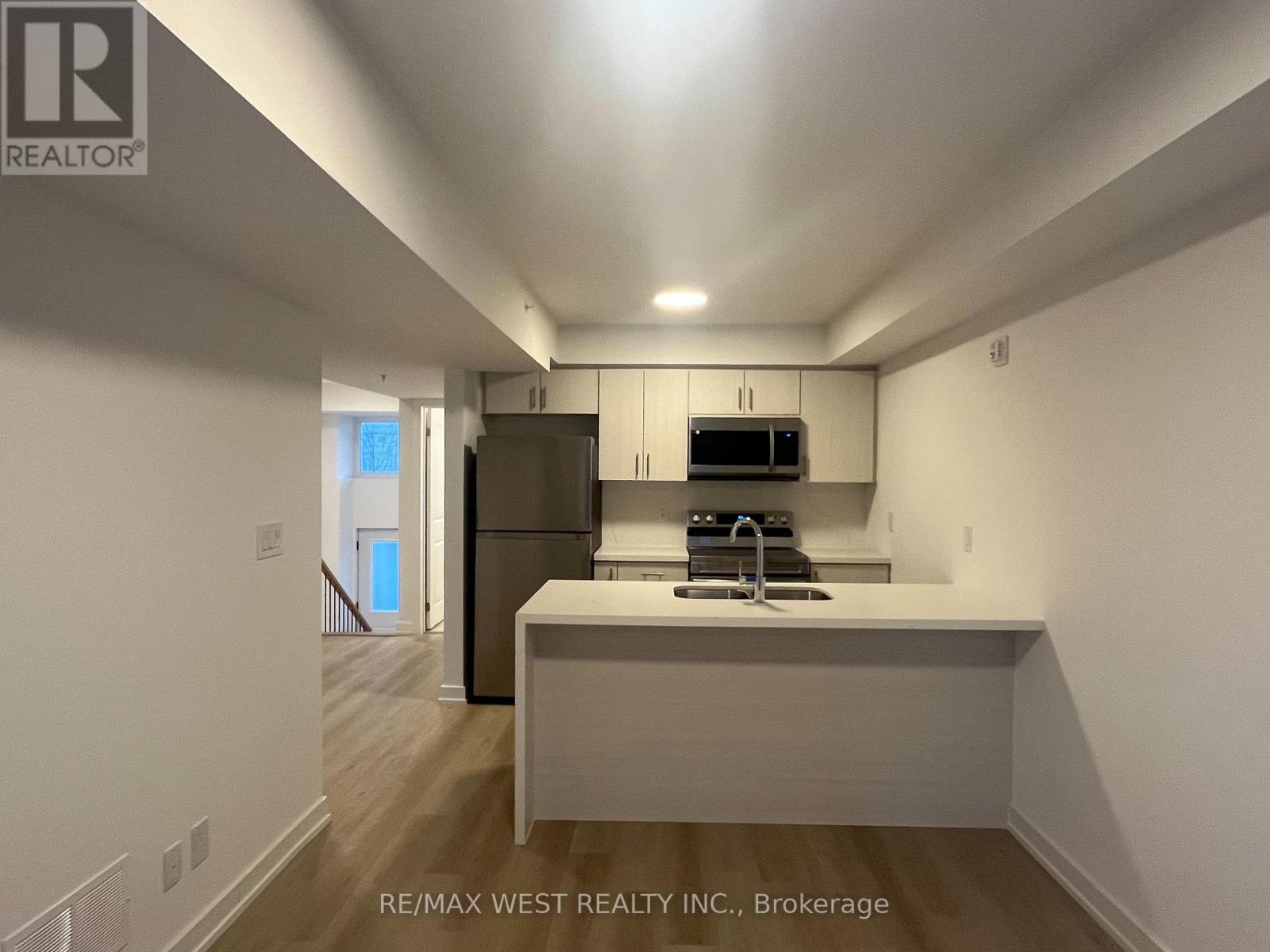 1 - 200 Railway Engine House Way, Whitby, Ontario  L1N 0P7 - Photo 4 - E12750682