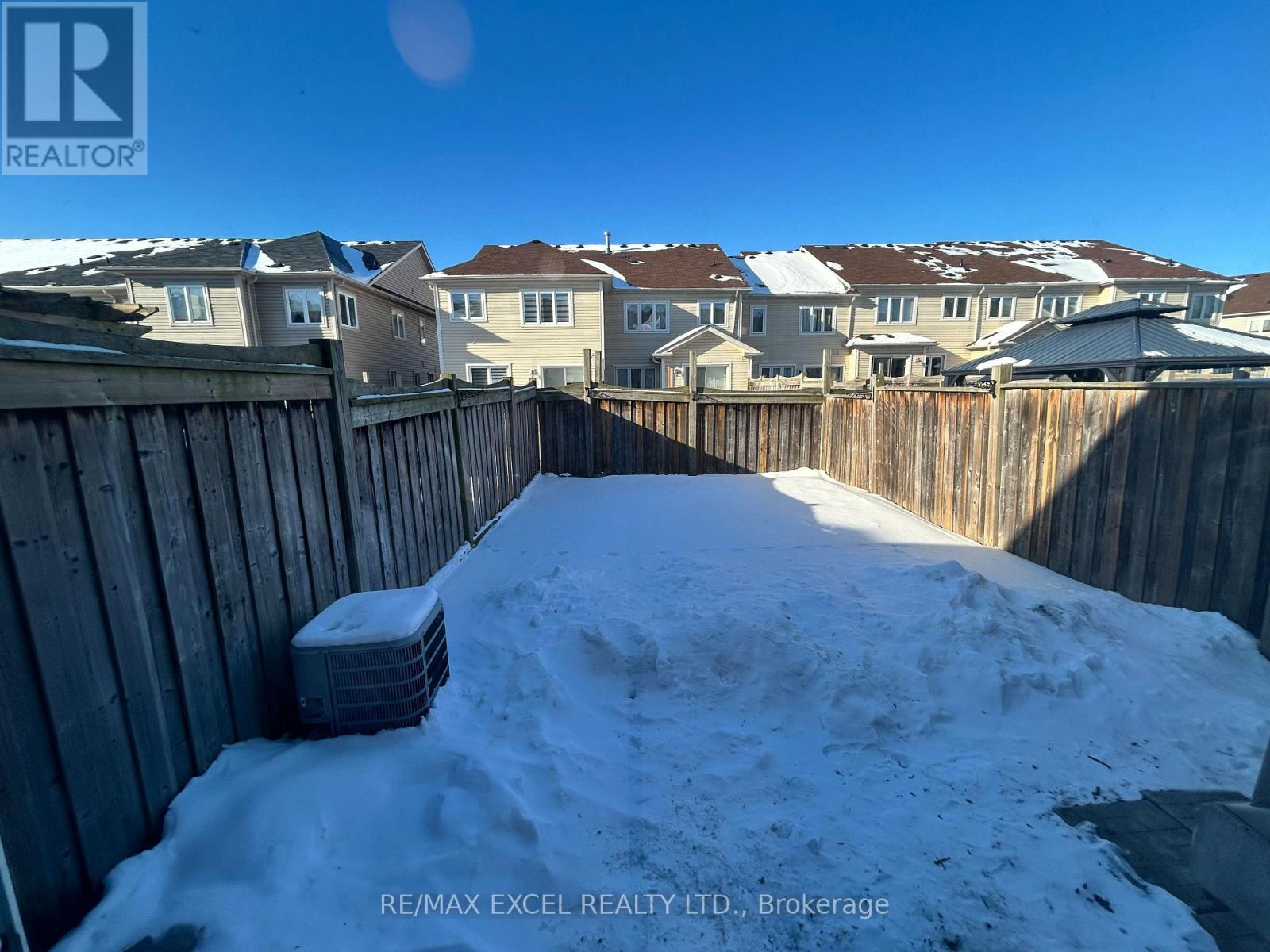 18 James Govan Drive, Whitby, Ontario  L1N 0J8 - Photo 4 - E12752874