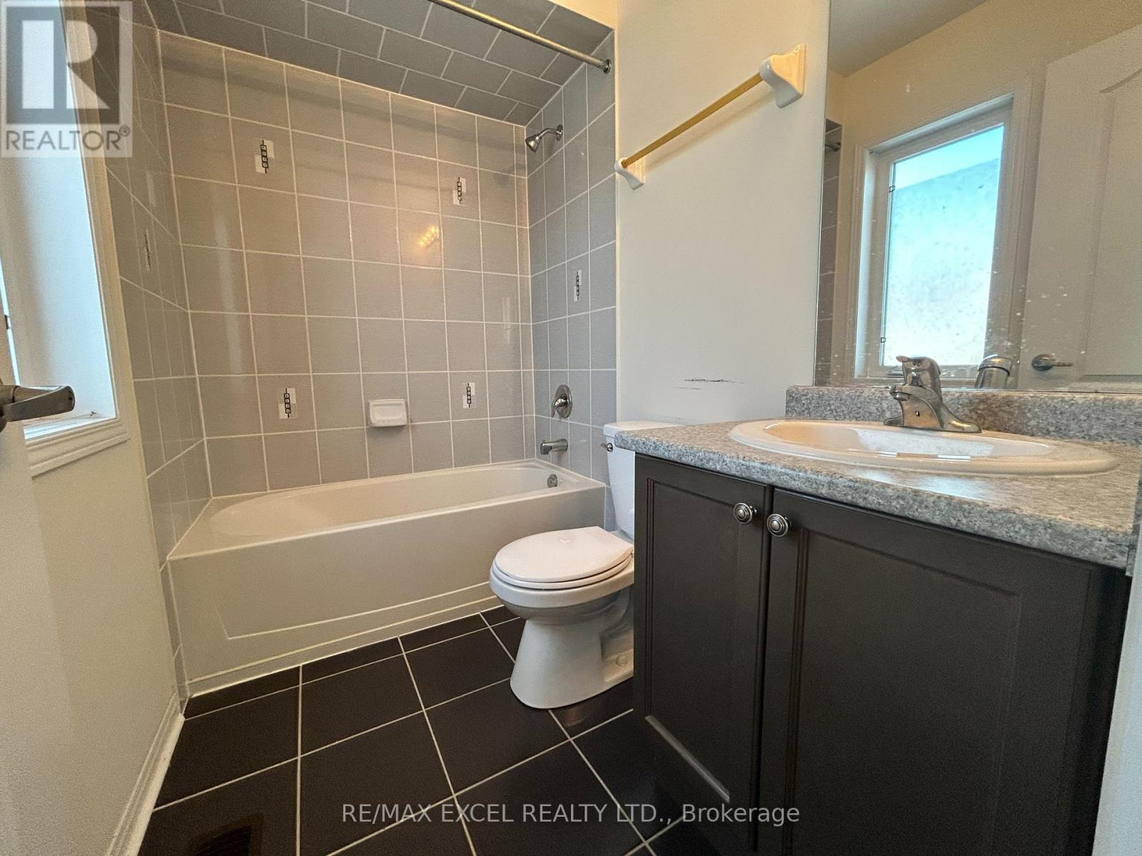 18 James Govan Drive, Whitby, Ontario  L1N 0J8 - Photo 12 - E12752874