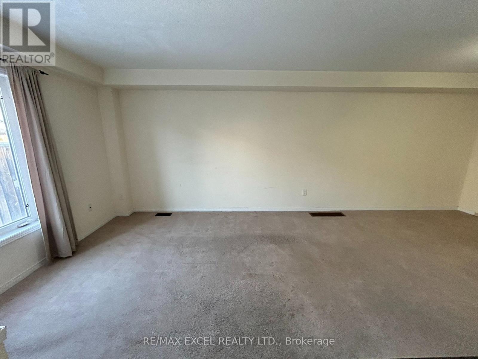 18 James Govan Drive, Whitby, Ontario  L1N 0J8 - Photo 5 - E12752874