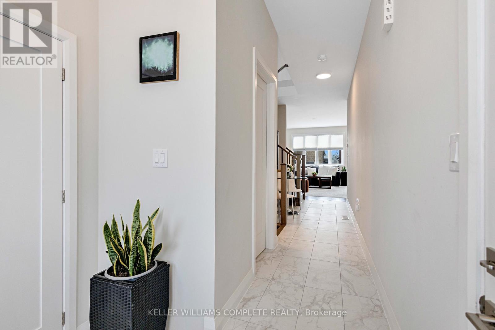 5 Cherry Blossom Heights, Hamilton, Ontario  L9B 0E9 - Photo 7 - X12609772