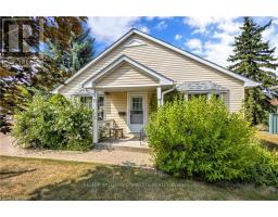 375 SILVERBIRCH BOULEVARD, Hamilton, Ontario