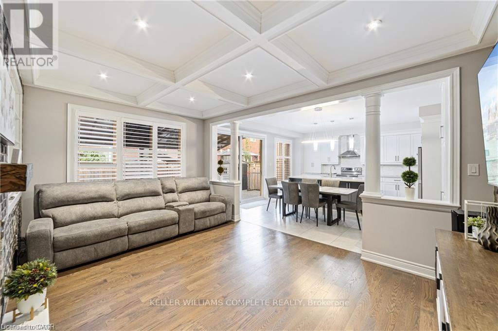 24 Macbean Crescent, Hamilton, Ontario  L8B 0S5 - Photo 19 - X12736466