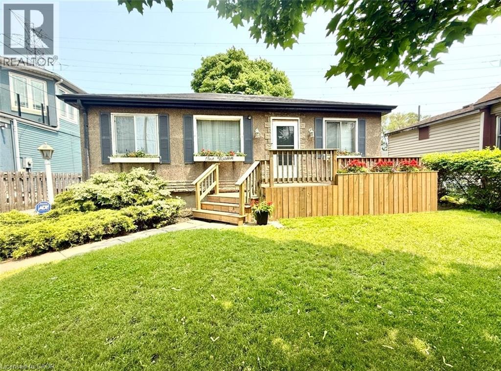 115 BEACH Boulevard, Hamilton, Ontario