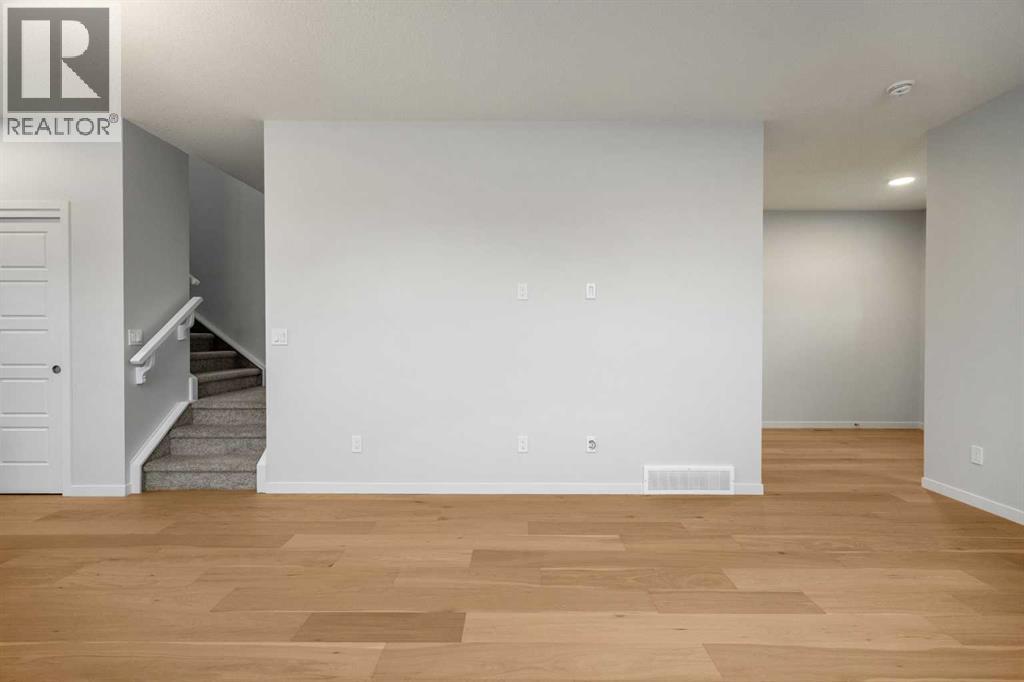 64 Homestead View Ne, Calgary, Alberta  T3J 5W2 - Photo 4 - A2268871