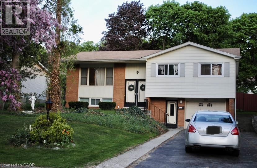 109 Moccasin Drive, Waterloo, Ontario  N2L 4C2 - Photo 1 - 40802654
