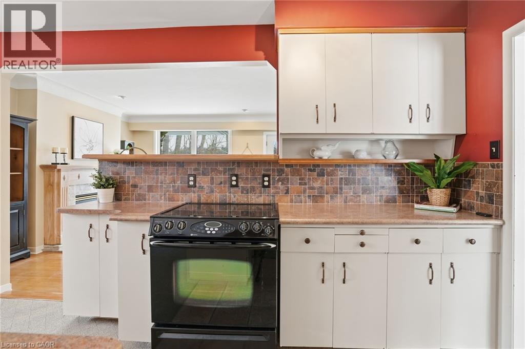 97 Robinhood Drive, Dundas, Ontario  L9H 4G2 - Photo 10 - 40802469