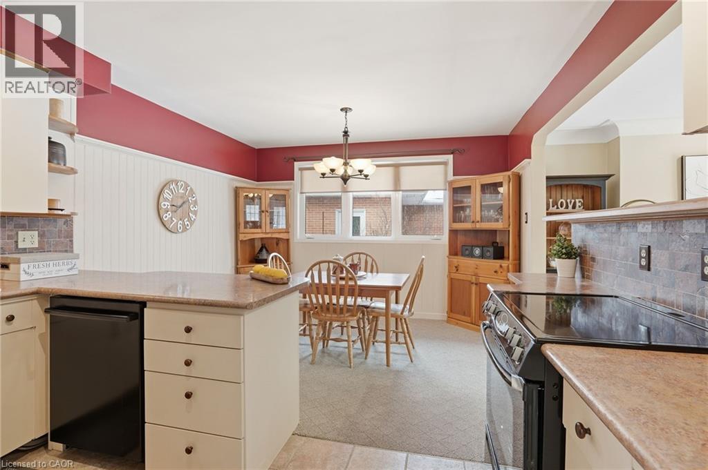 97 Robinhood Drive, Dundas, Ontario  L9H 4G2 - Photo 11 - 40802469