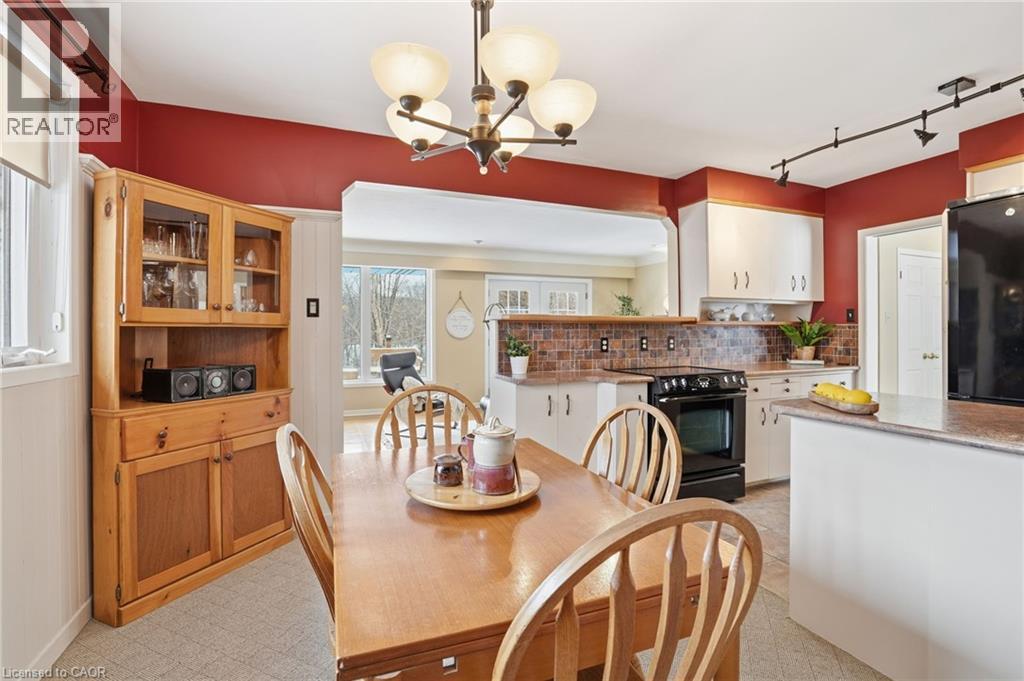 97 Robinhood Drive, Dundas, Ontario  L9H 4G2 - Photo 13 - 40802469