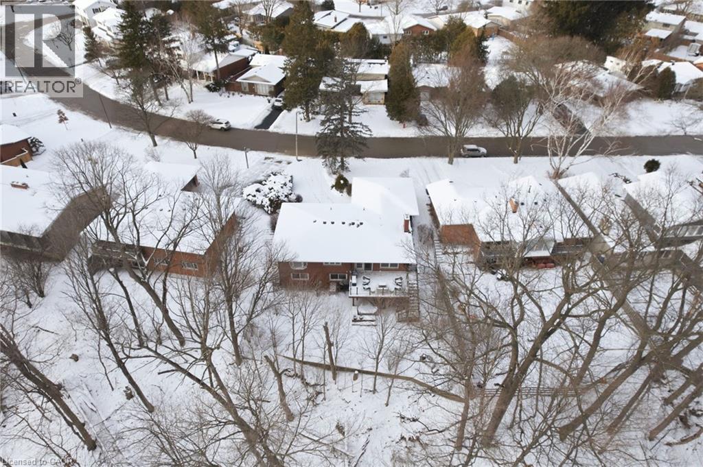 97 Robinhood Drive, Dundas, Ontario  L9H 4G2 - Photo 38 - 40802469