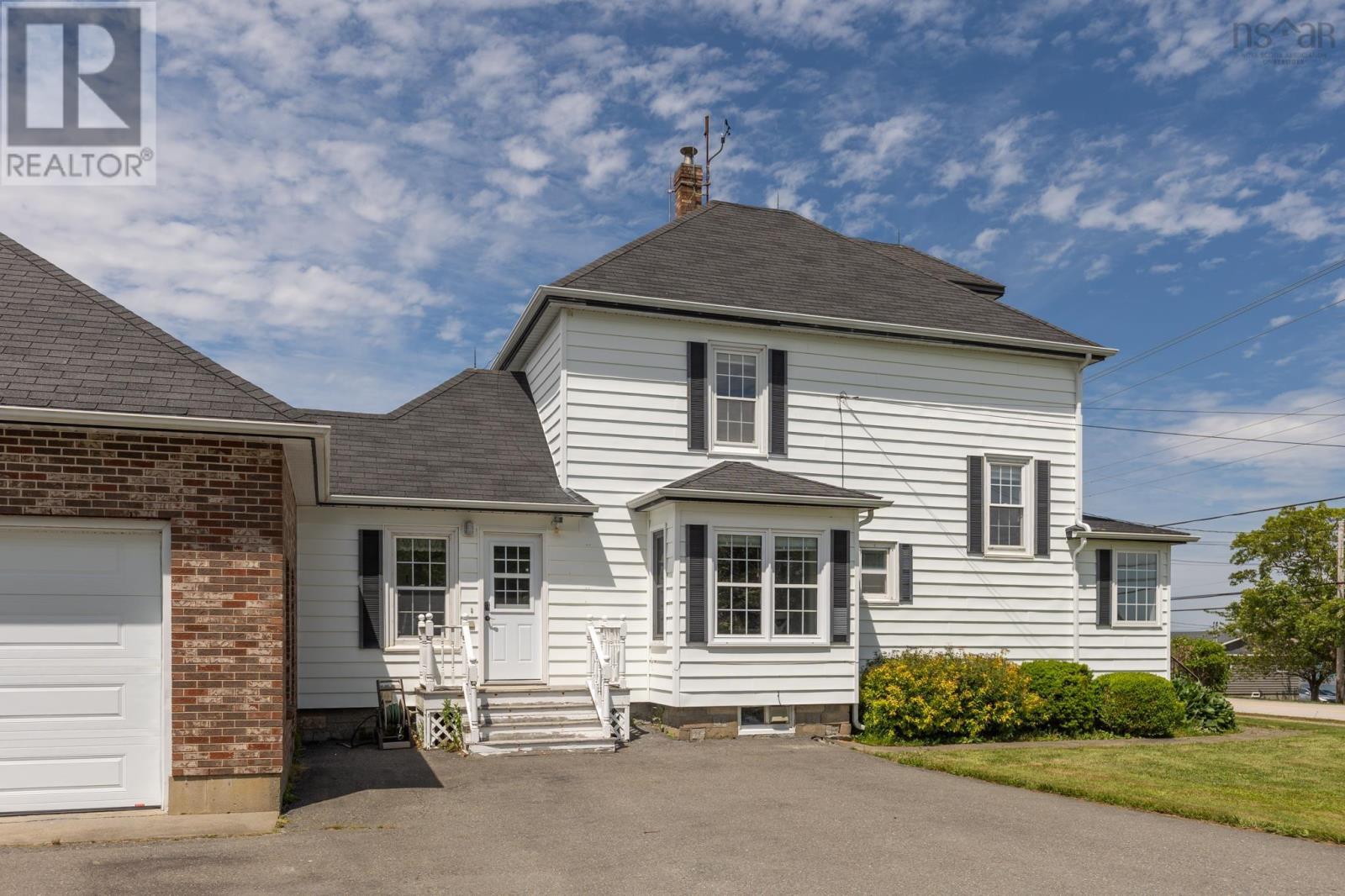 1108 Highway 335, Middle West Pubnico, Nova Scotia  B0W 3S0 - Photo 11 - 202516912