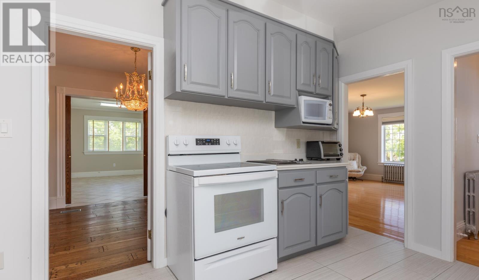 1108 Highway 335, Middle West Pubnico, Nova Scotia  B0W 3S0 - Photo 14 - 202516912