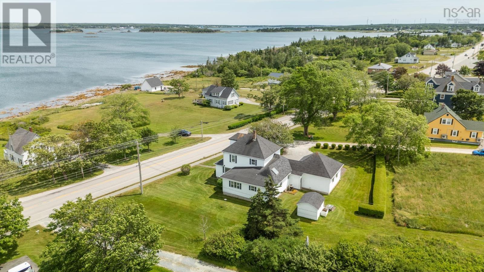 1108 Highway 335, Middle West Pubnico, Nova Scotia  B0W 3S0 - Photo 9 - 202516912