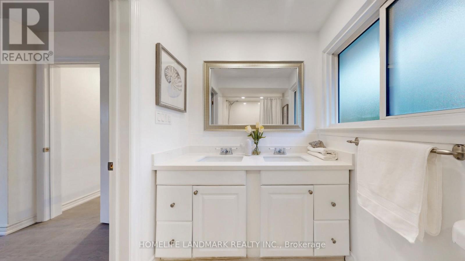 714 Conacher Drive, Toronto, Ontario  M2M 3N6 - Photo 11 - C12753702