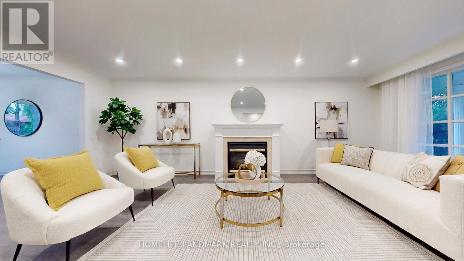 714 Conacher Drive, Toronto, Ontario  M2M 3N6 - Photo 2 - C12753702