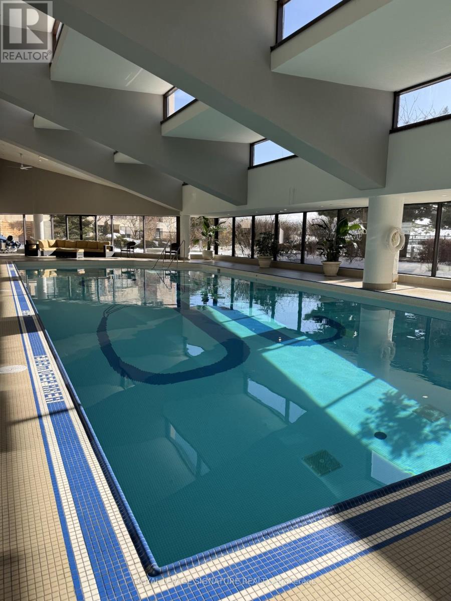 1609 - 65 Harbour Square, Toronto, Ontario  M5J 2L4 - Photo 21 - C12753724