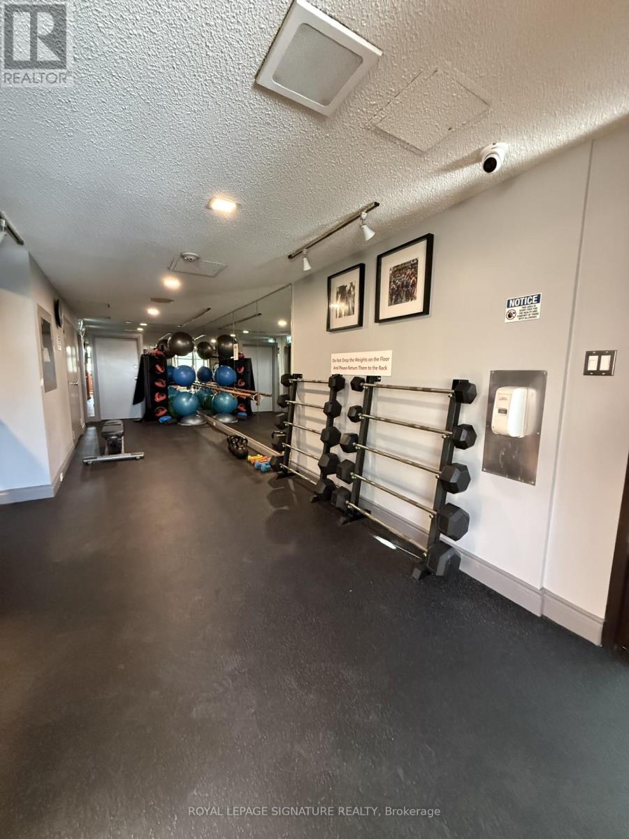 1609 - 65 Harbour Square, Toronto, Ontario  M5J 2L4 - Photo 26 - C12753724