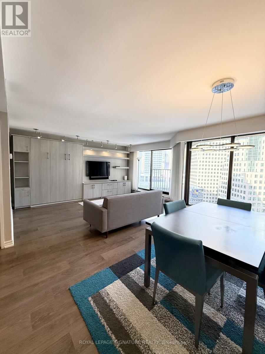 1609 - 65 Harbour Square, Toronto, Ontario  M5J 2L4 - Photo 5 - C12753724