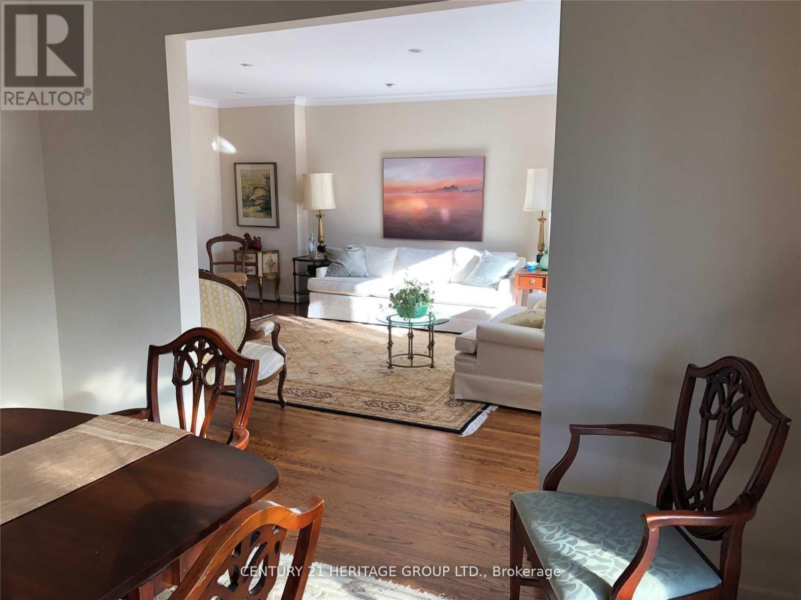 Main - 11 Tournament Drive, Toronto, Ontario  M2P 1K1 - Photo 4 - C12753760