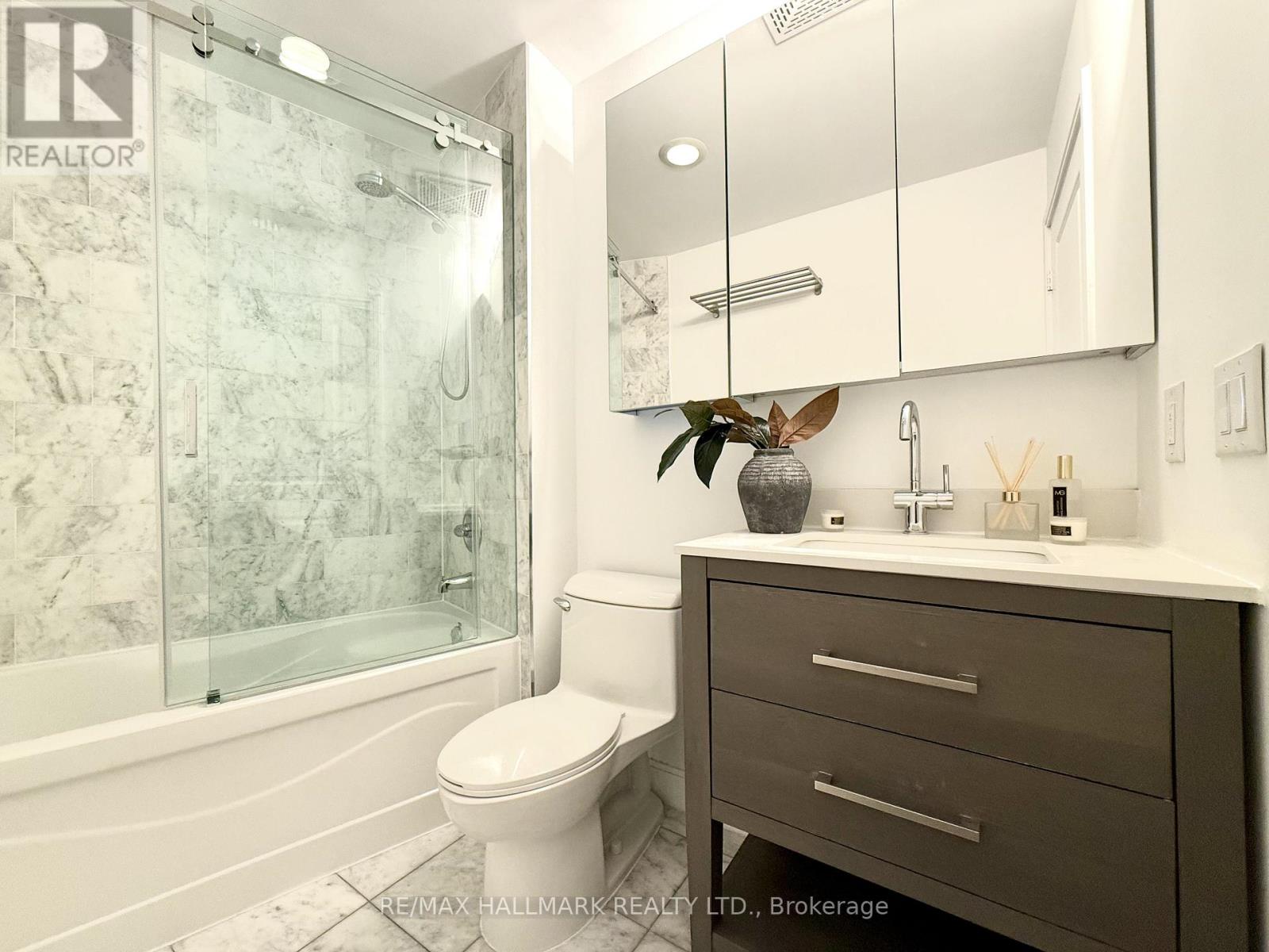 3001 - 1 Scott Street, Toronto, Ontario  M5E 1A1 - Photo 16 - C12753770