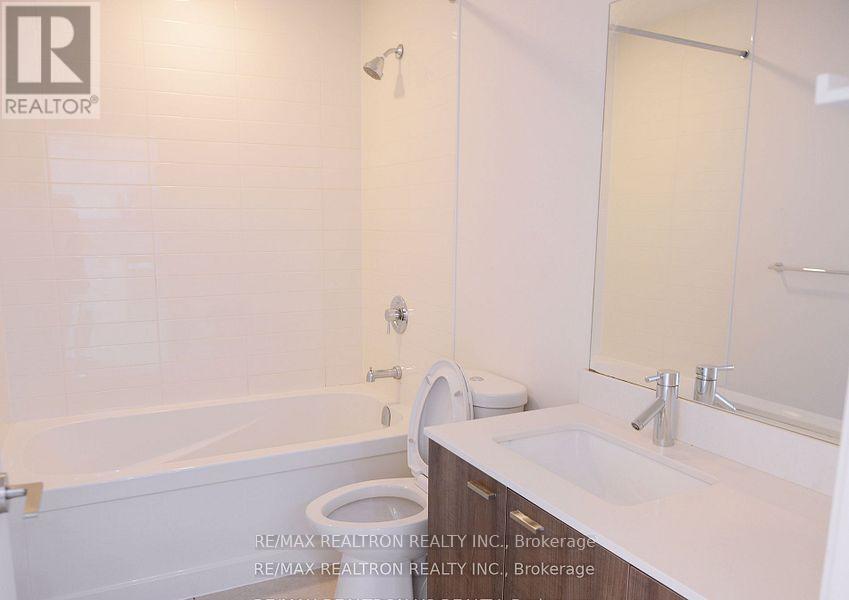 1501 - 30 Roehampton Avenue, Toronto, Ontario  M4P 0B9 - Photo 12 - C12753792