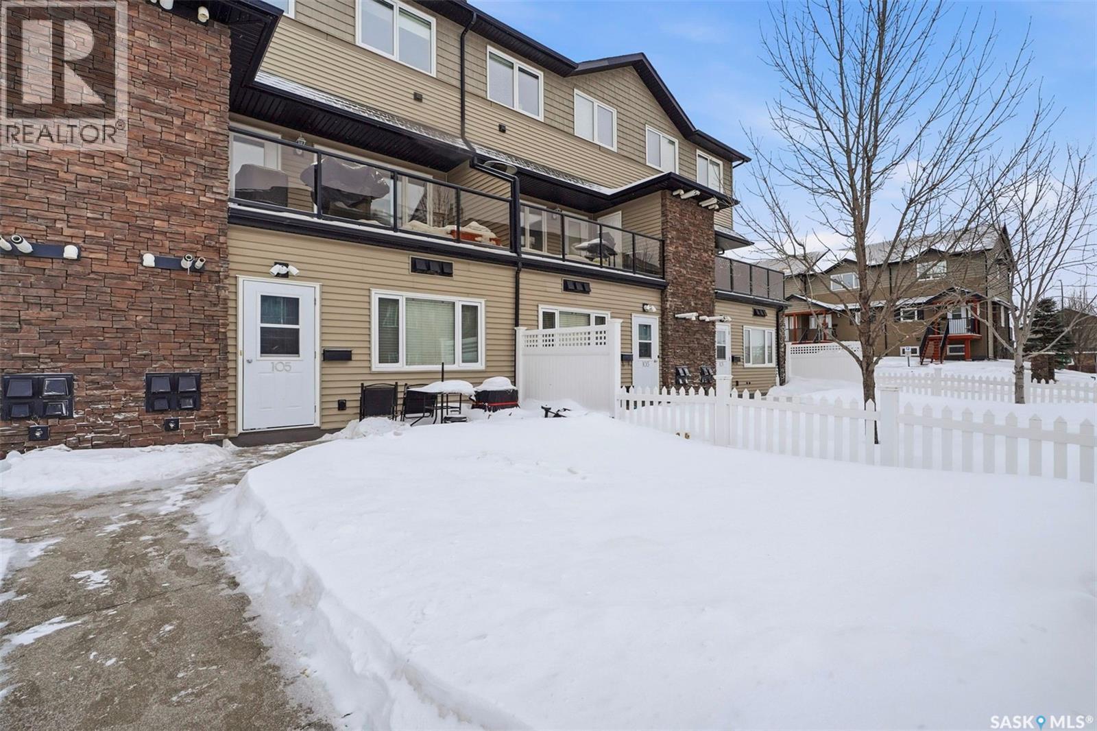 105 110 Shillington Crescent, Saskatoon, Saskatchewan  S7M 3Z8 - Photo 2 - SK027676