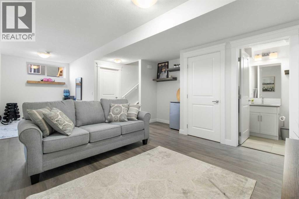 112 Fireside Crescent, Cochrane, Alberta  T4C 2A3 - Photo 32 - A2266771