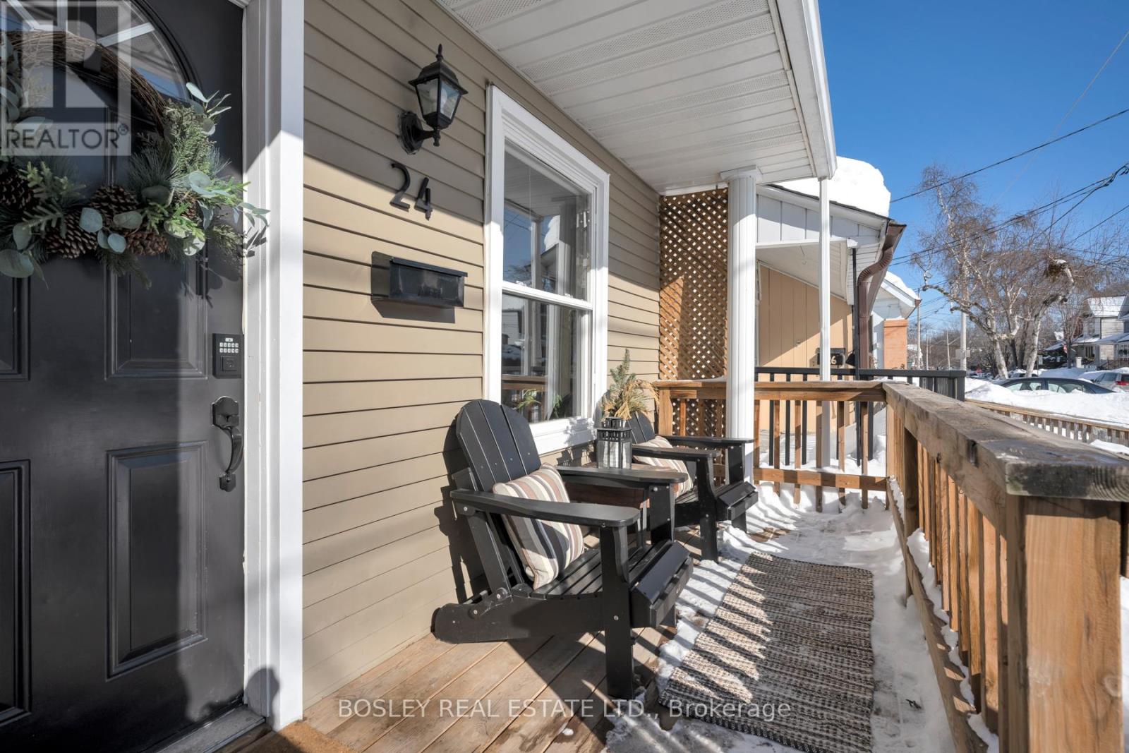 24 Queensdale Avenue, Toronto, Ontario  M4J 1X9 - Photo 2 - E12753688