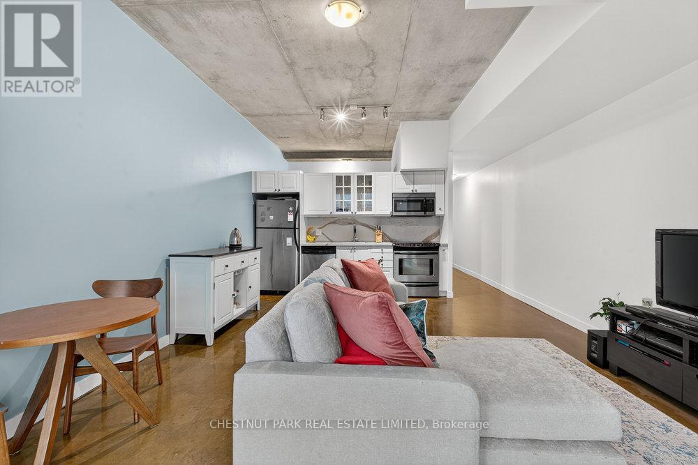 103 - 201 Carlaw Avenue, Toronto, Ontario  M4M 2S1 - Photo 8 - E12753716