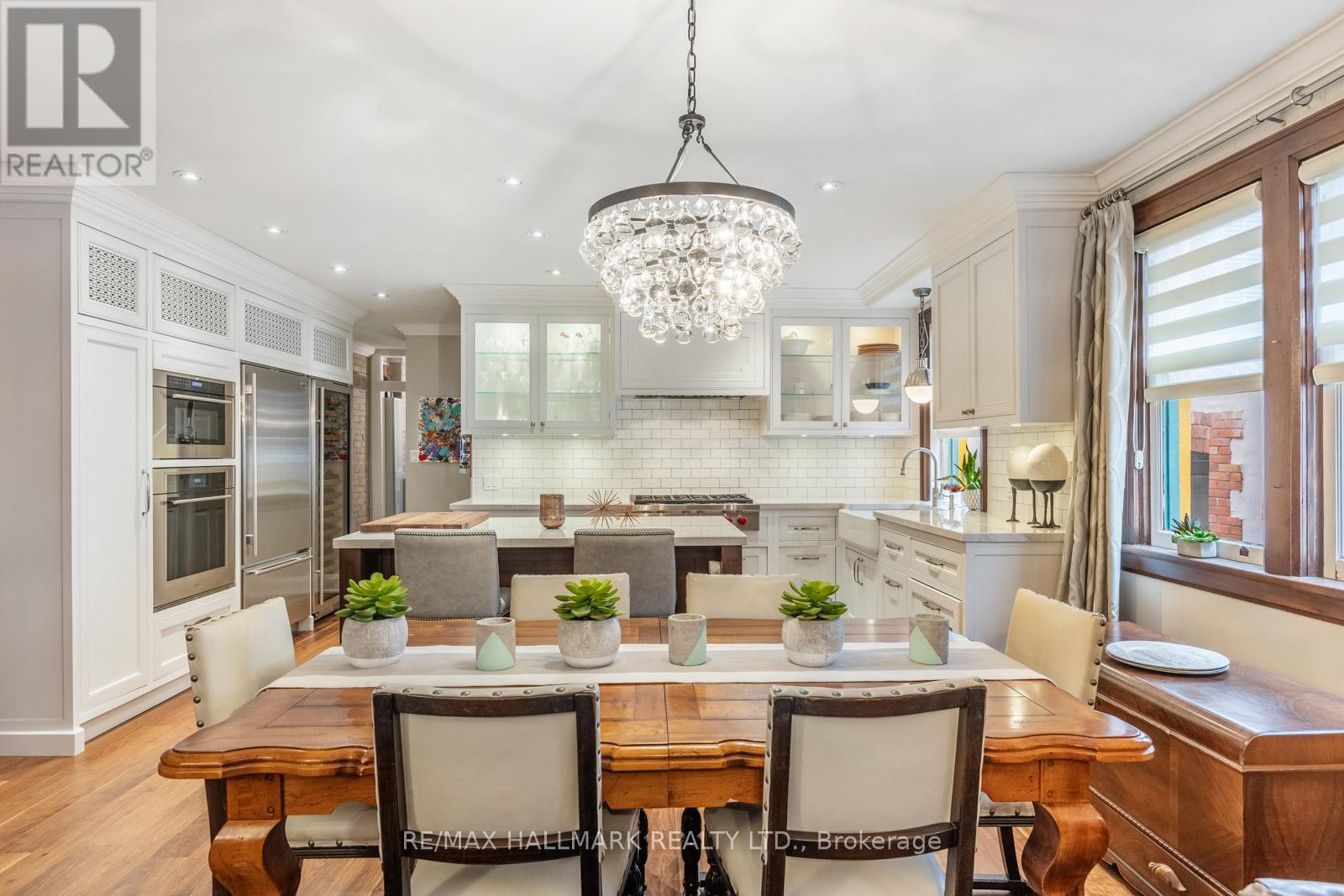 Main - 24 Hammersmith Avenue, Toronto, Ontario  M4E 2W4 - Photo 12 - E12753736