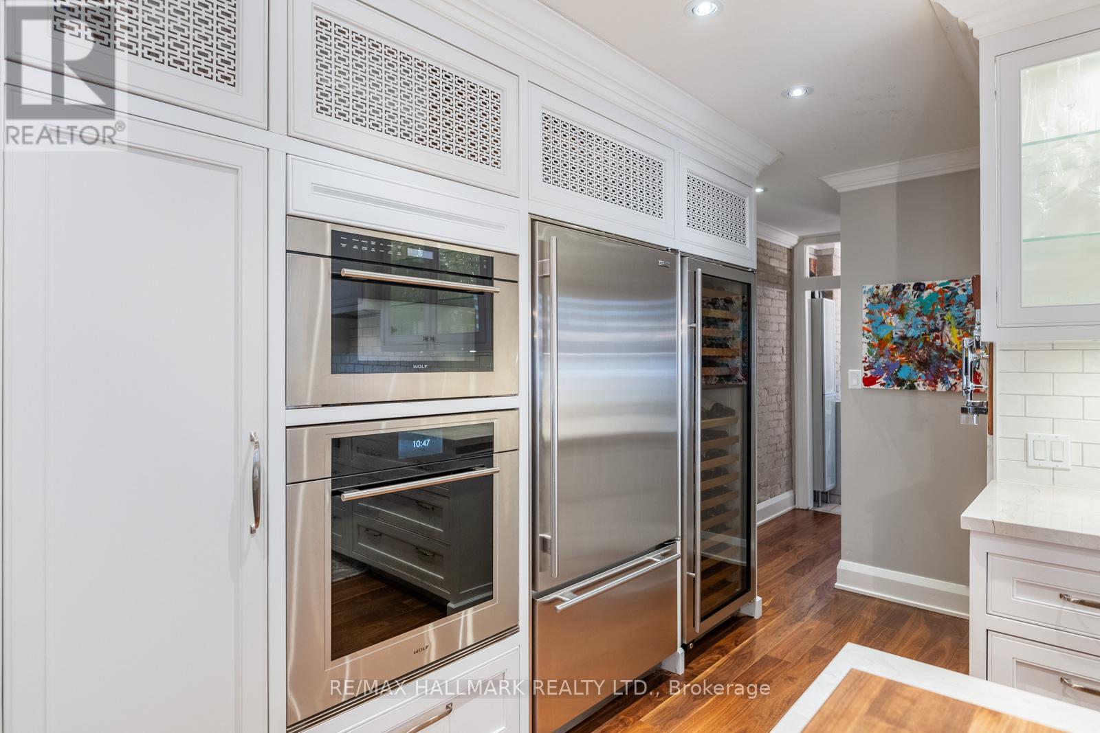 Main - 24 Hammersmith Avenue, Toronto, Ontario  M4E 2W4 - Photo 22 - E12753736