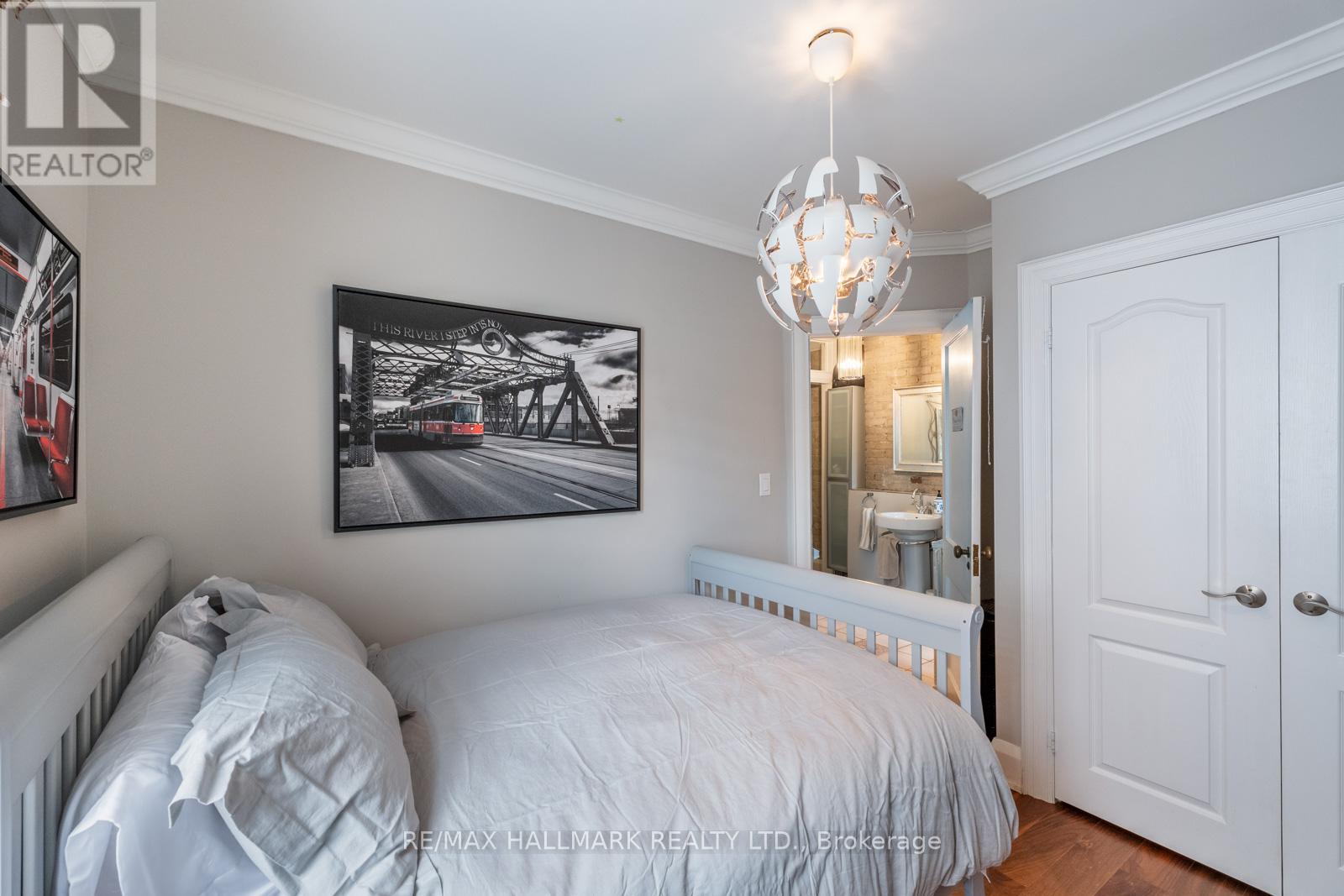 Main - 24 Hammersmith Avenue, Toronto, Ontario  M4E 2W4 - Photo 26 - E12753736